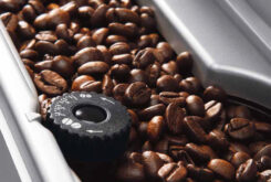 Bean to cup coffee makers